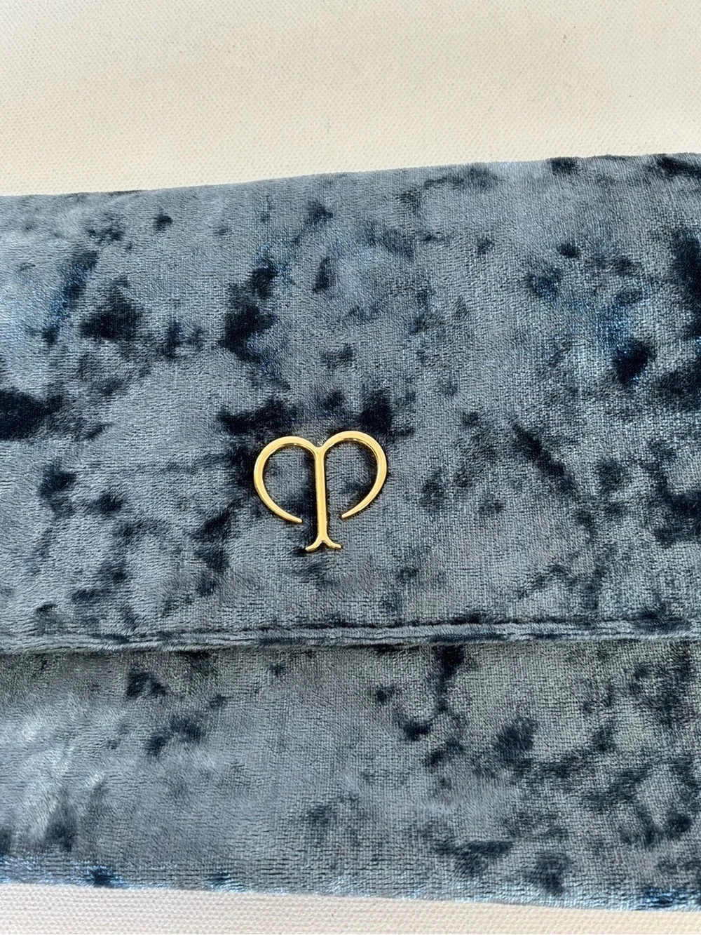 Clé de Peau Beauté Gray Crushed Velvet Makeup Cosmetic Travel Pouch